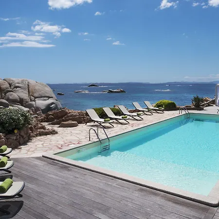 & Des Pecheurs Hotel