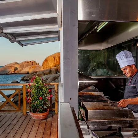 Hotel & Des Pecheurs 4*