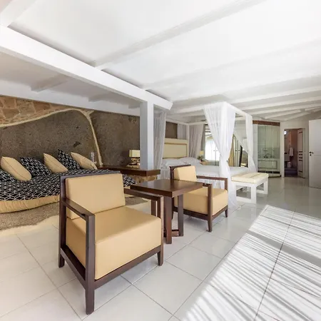 & Des Pecheurs Hotell