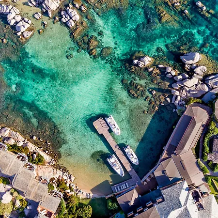 & Des Pecheurs Hotell 4*