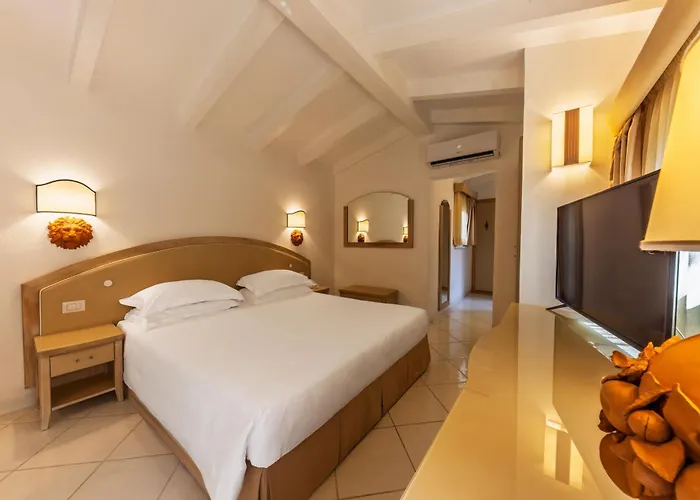 & Des Pecheurs Hotel 4*